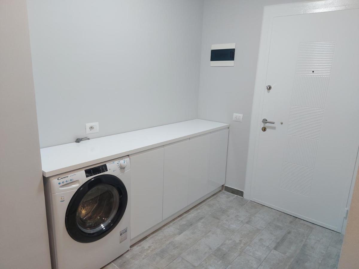 K2 HOME - 3rd floor Tirana Eksteriør billede