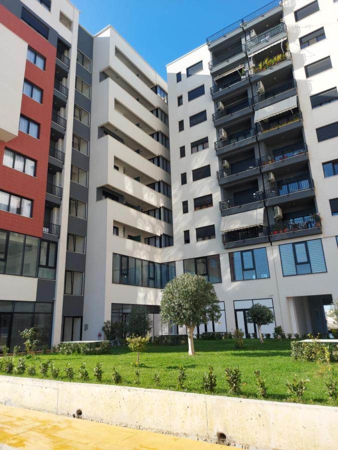 K2 HOME - 3rd floor Tirana Eksteriør billede